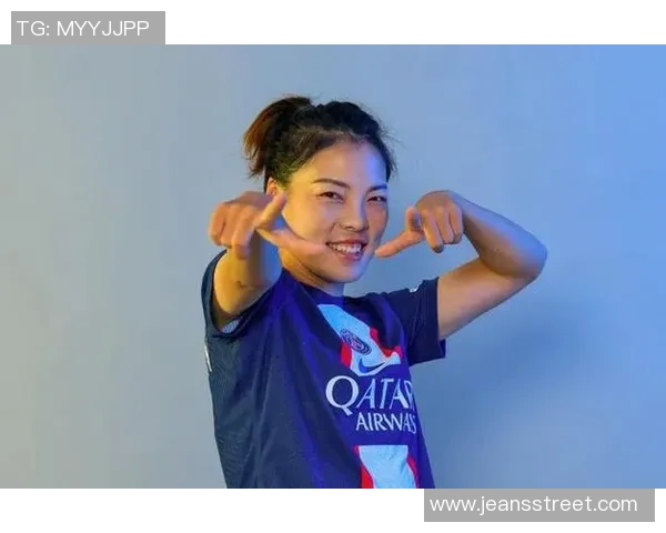 李梦雯迎来30岁生日西汉姆联女足送上温馨祝福与美好祝愿