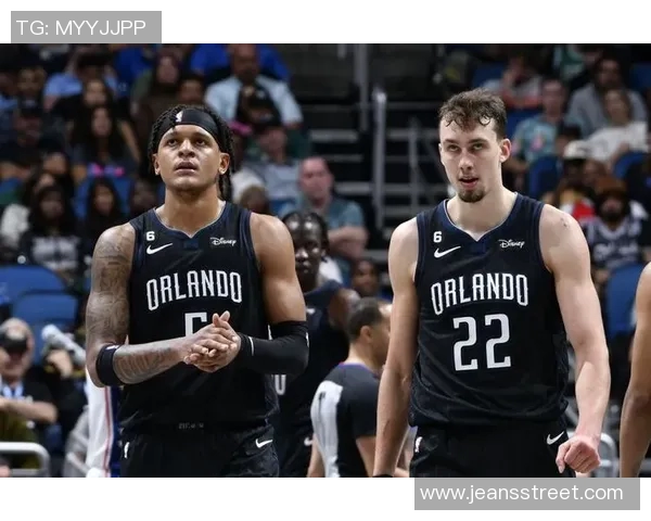 班凯罗砍下32分7篮板三分球贡献25分瓦格纳助力魔术险胜黄蜂